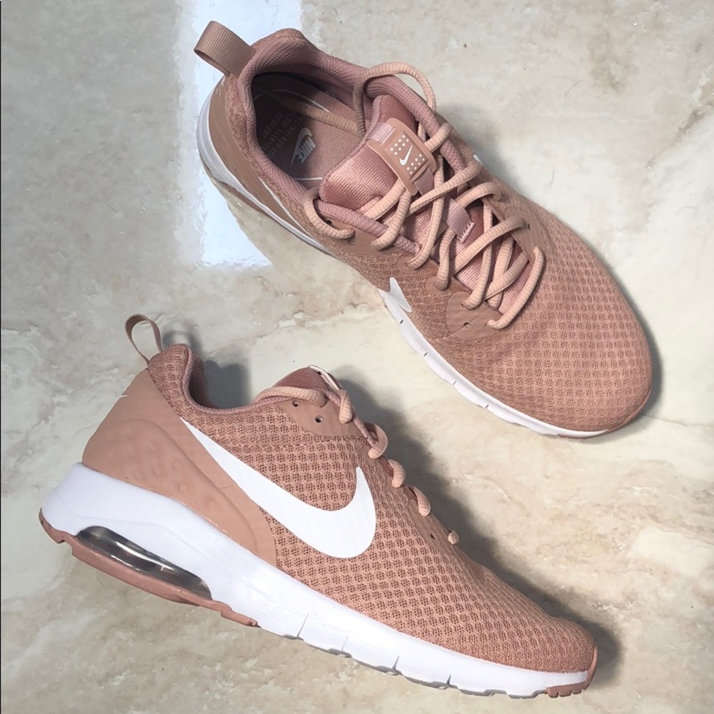 Nike Women's Air Max Motion LW Sneakers